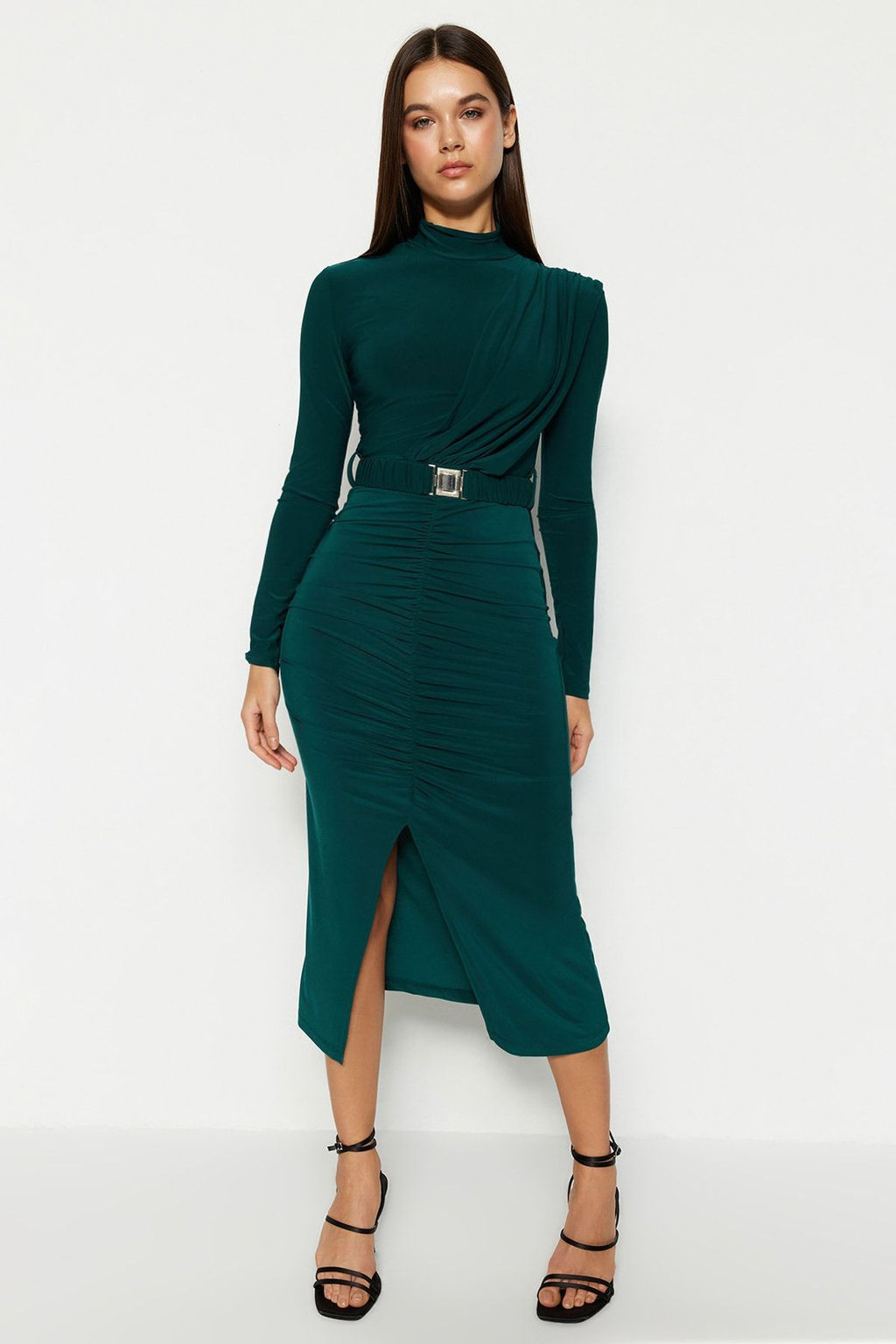TRENDYOLMILLA Antrasit Duz Kemerli Midi Fitted/Vucuda Oturan Dik Yaka Drapeli Kemerli Orme Elbise TWOAW22EL0434