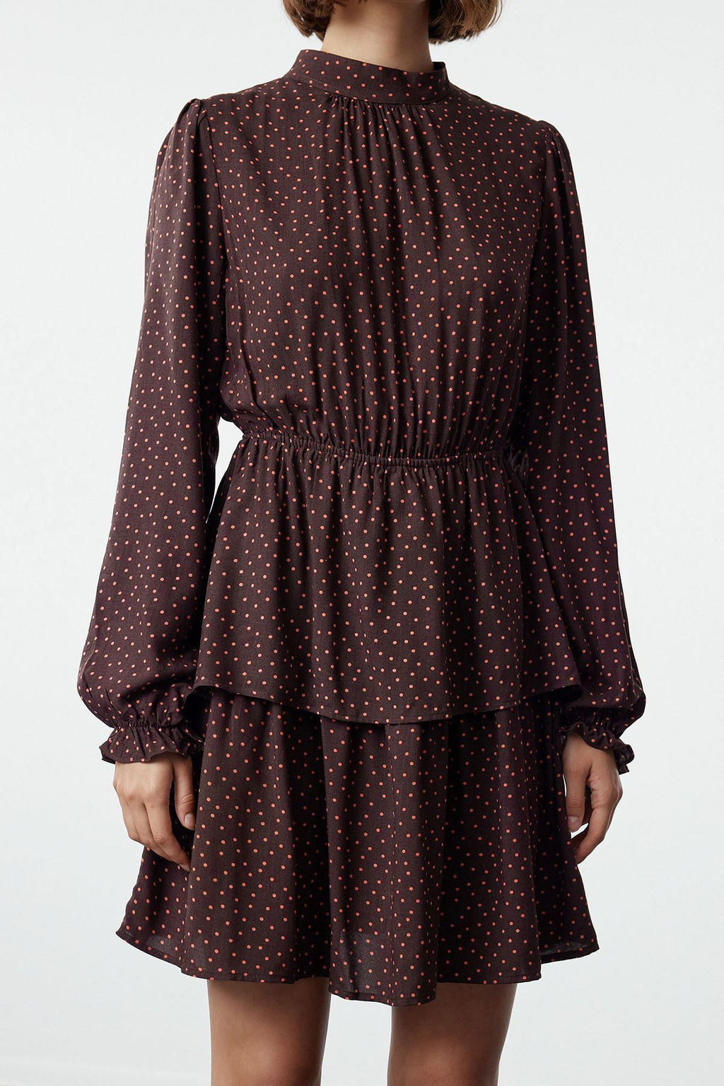 Trendyolmilla Siyah Puantiyeli Belden Ac?lan Volanl? Bisiklet Yaka Mini Dokuma Elbise TWOAW22EL0126  фото 4