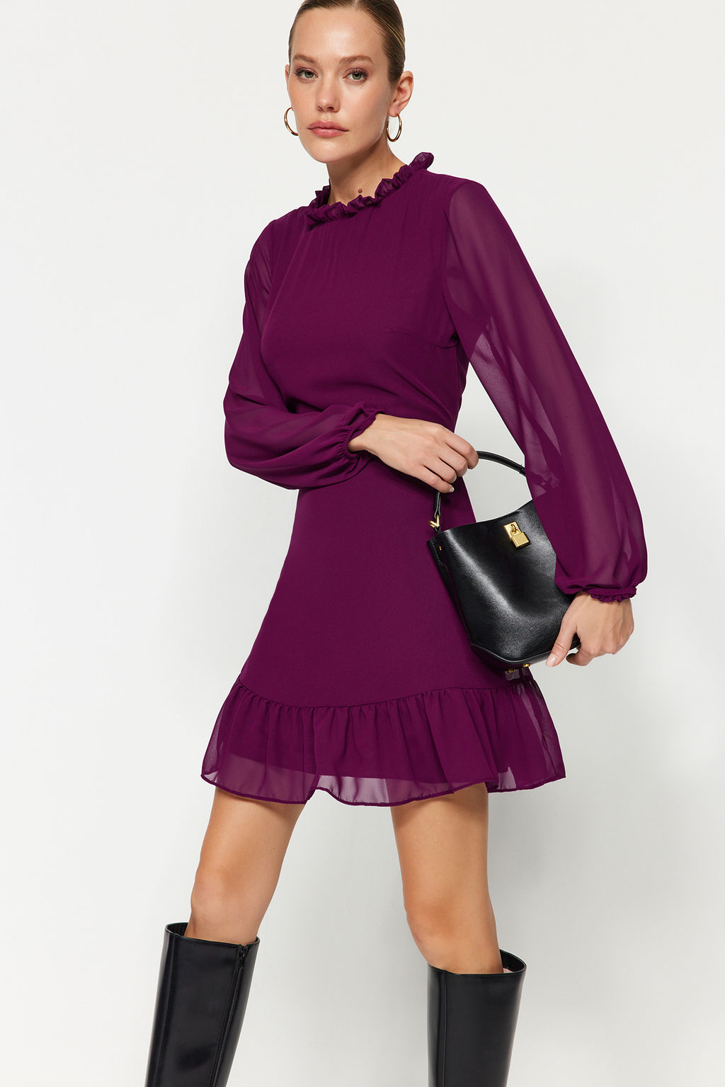 TRENDYOLMILLA Siyah A Kesim F?rf?r Detayl? Dik Yaka Mini Astarl? Sifon Dokuma K?sl?k Elbise TWOAW24EL00722  фото 8