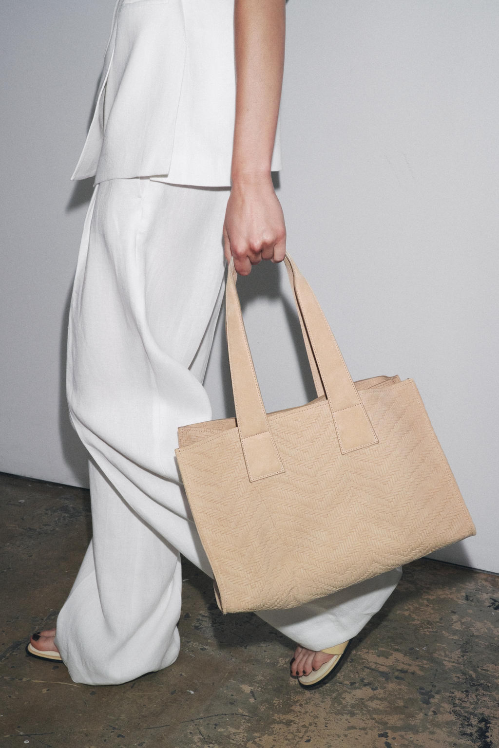 BRAIDED SUEDE SHOPPER