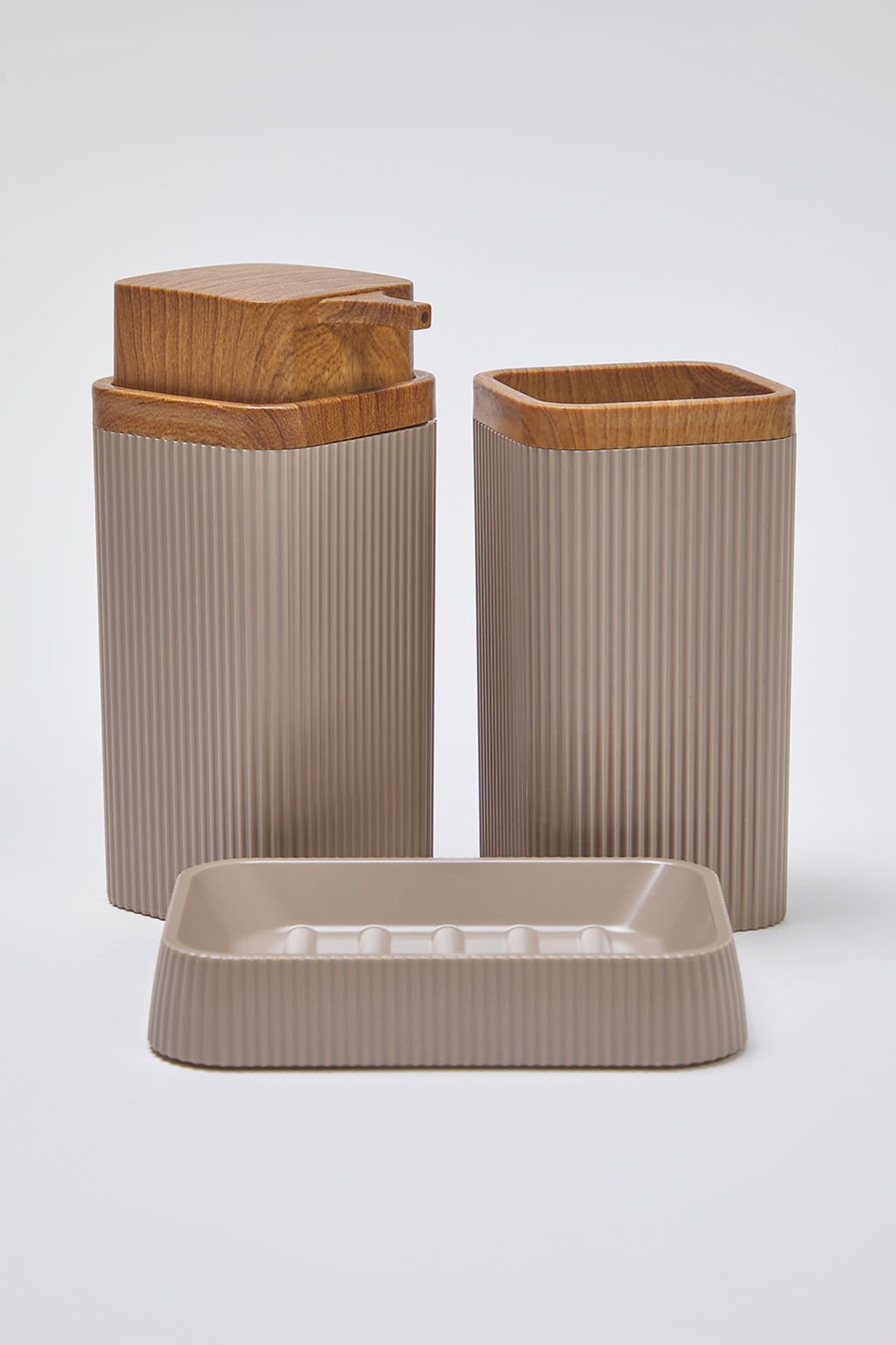 Trendyolmilla Home 3lu Plastik Ahsap Gorunum Detayl? Sabunluk Banyo Seti TPHSS25BST00002  фото 2