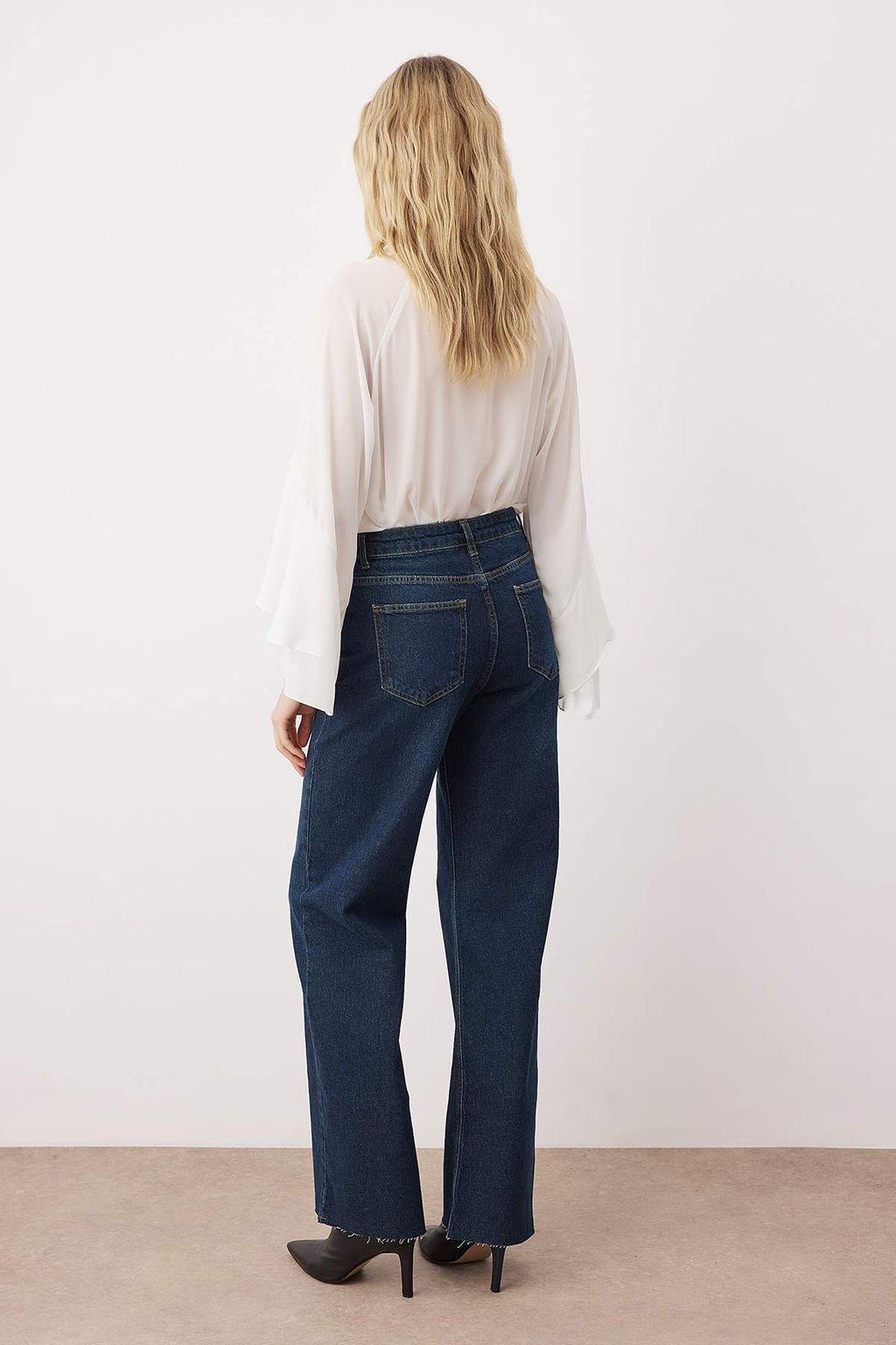 Mavi Yuksek Bel Comfort Wide Leg Palazzo Jeans TWOAW26JE00081 - Trendyolmilla фото 21