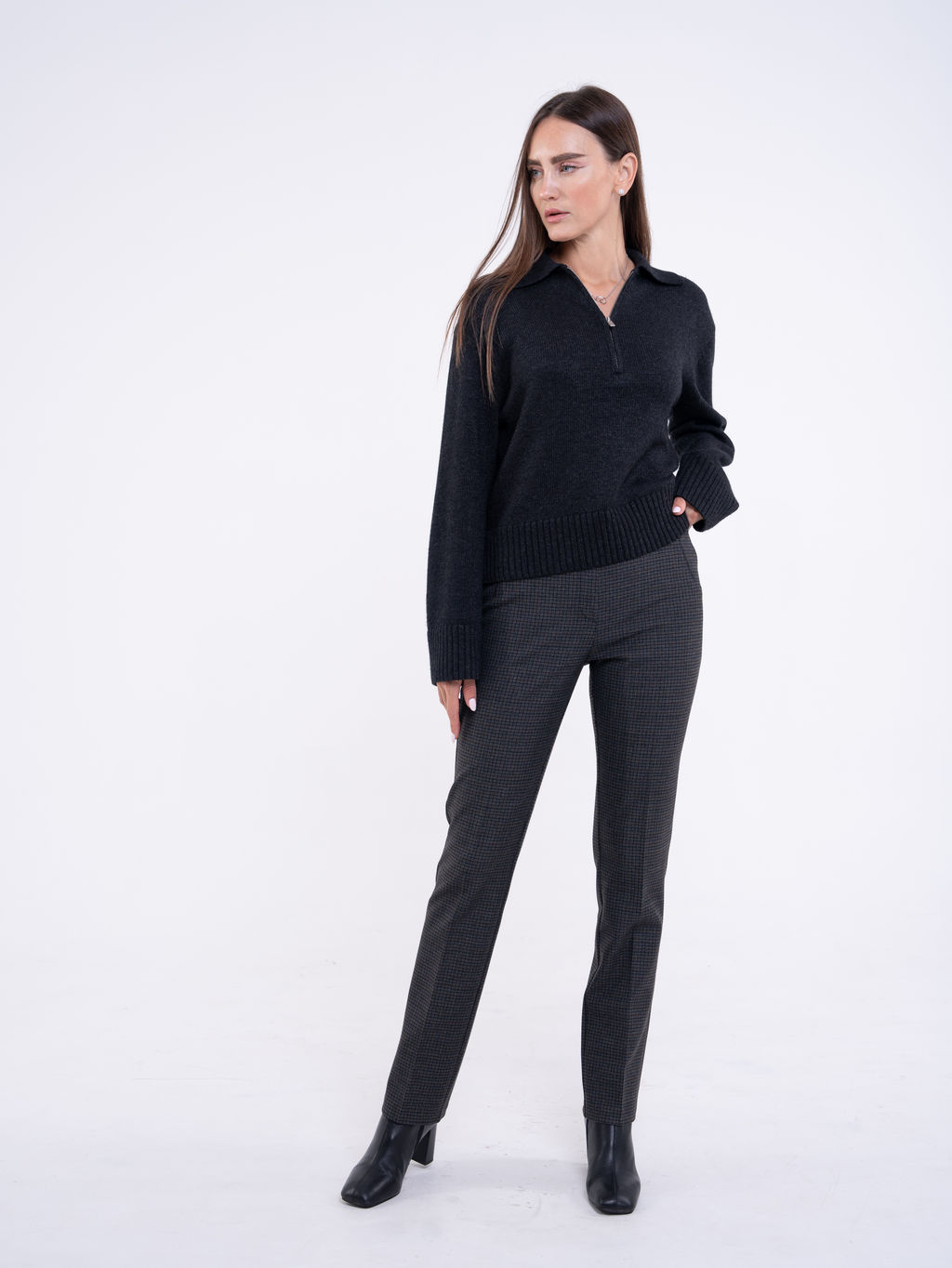 брюки прямого силуэта пояс сзади на резикне - Трика фото 2