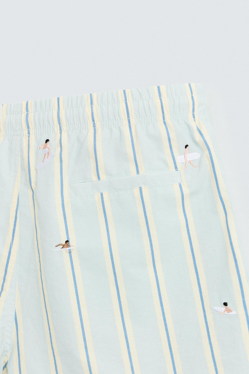EMBROIDERED MID-LENGTH SWIMMING TRUNKS - Zara фото 9