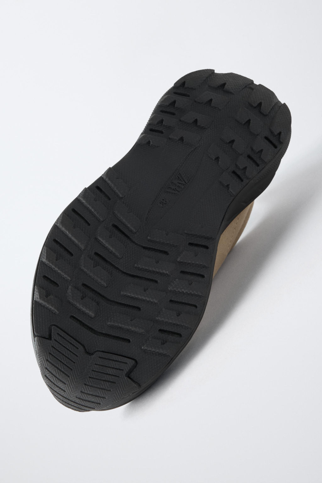 ZAPATILLA DEPORTIVA T?CNICA / Marr?n - Zara фото 7