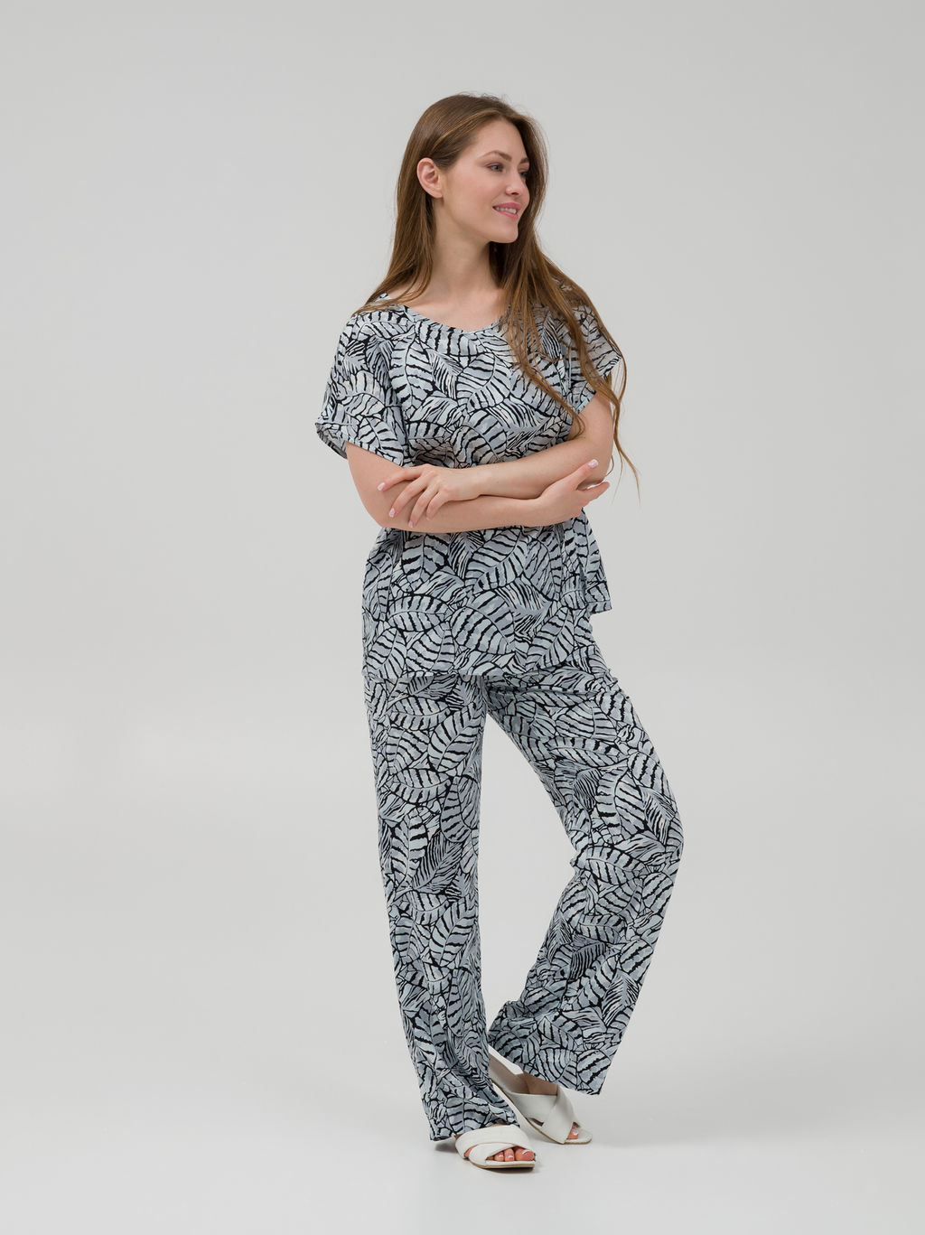 Штапельные, свободные, прямые брюки серые - Odis фото 5