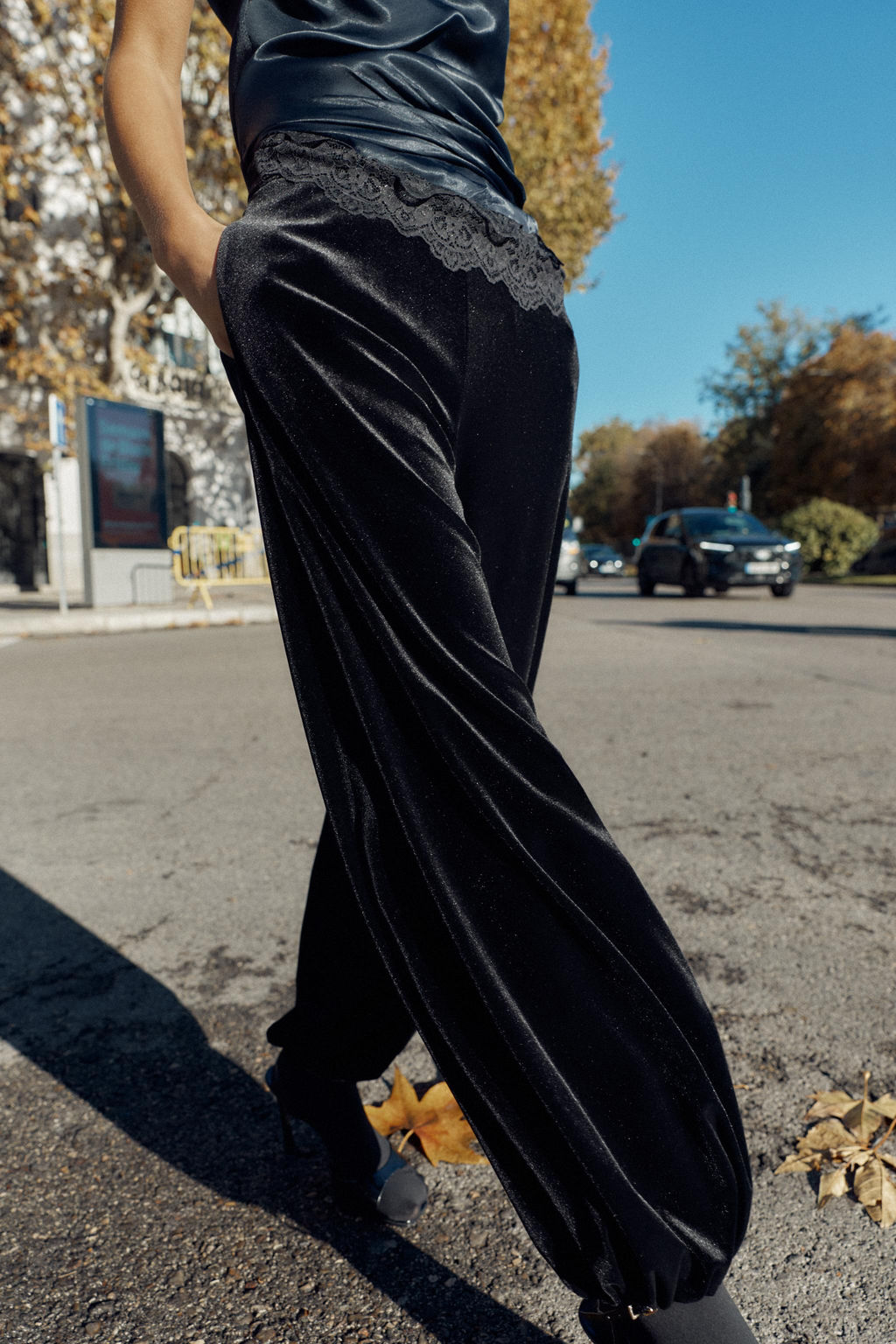 VELVET BALLOON TROUSERS - Zara фото 3