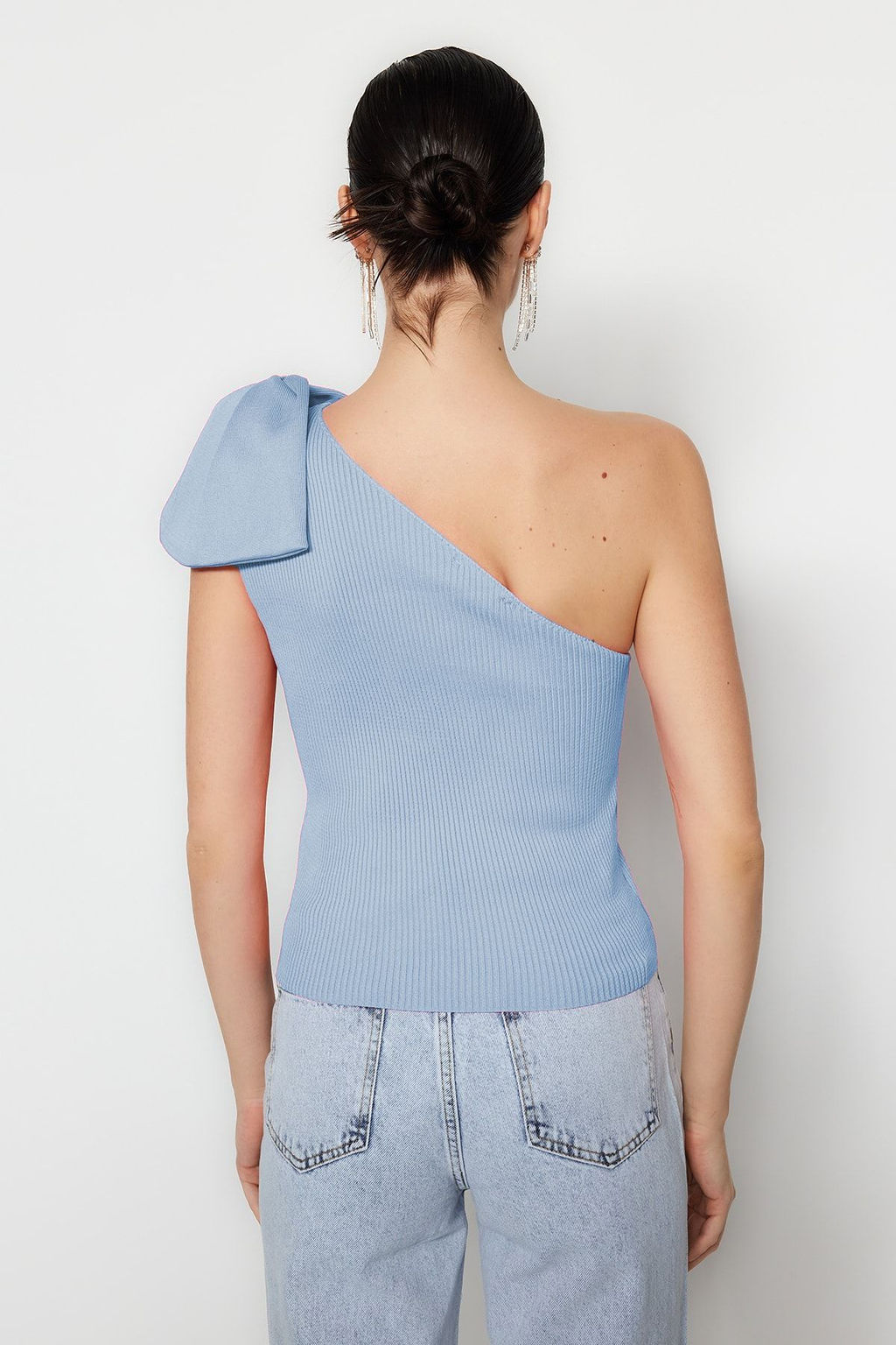 Trendyolmilla Pembe Tek Kol Fiyonk Detayl? Triko Bluz TPRSS22BZ0166 фото 15