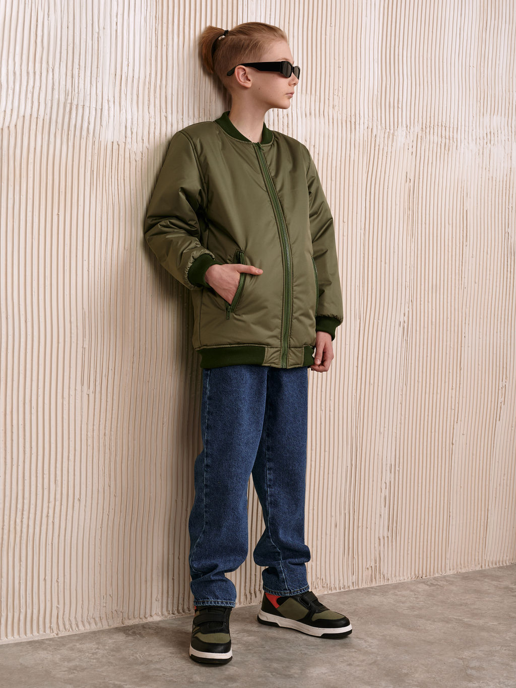 Бомбер демисезонный для мальчика Френд красный - Yollochka фото 17