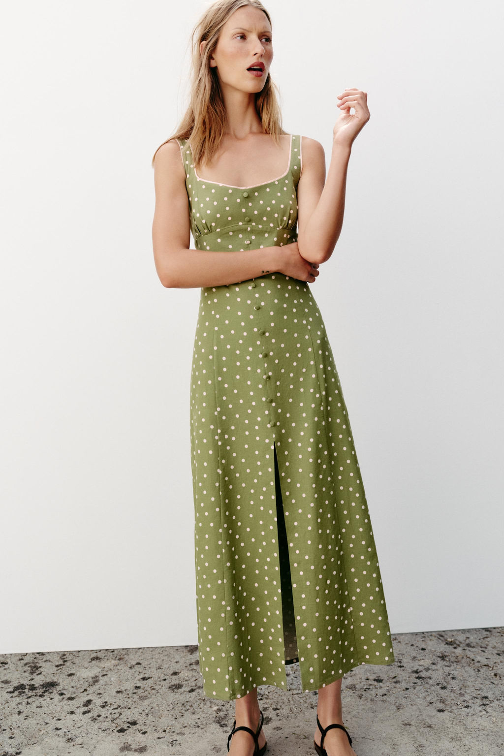 VESTIDO MIDI LUNARES CON LINO / Multicolor
