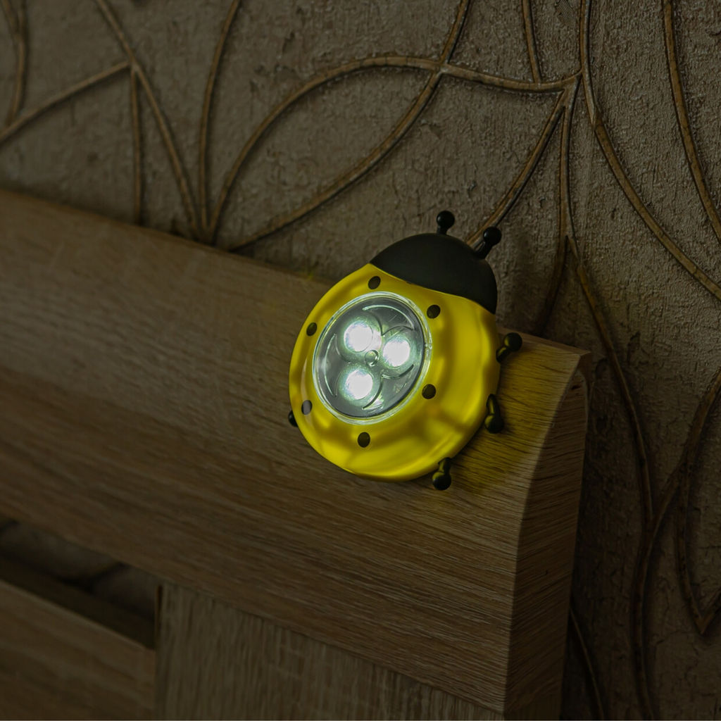 DTL-354 Божья Коровка/Yellow/3LED/3AAA Cветильник-ночник Божья Коровка,питание от 3-х батареек AAA (в комплект не входят). Цвет -желтый. Упаковка - блистер