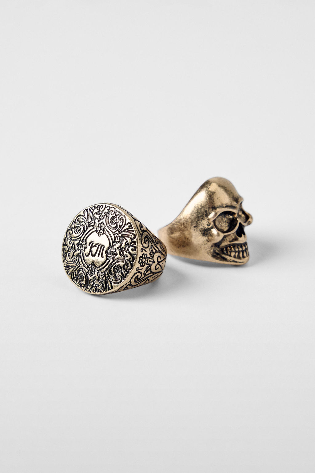 PACK OF 2 TEXTURED SKULL RINGS KATE MOSS X ZARA фото 2