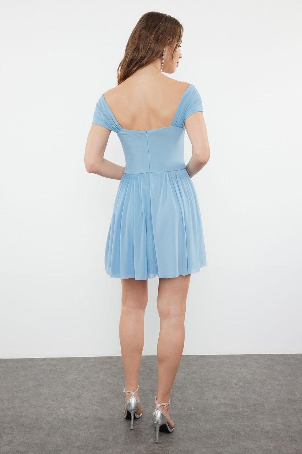 Ac?k Mavi A-Kesim Carmen Yaka Dokuma K?sa Elbise TPRSS24EL00184