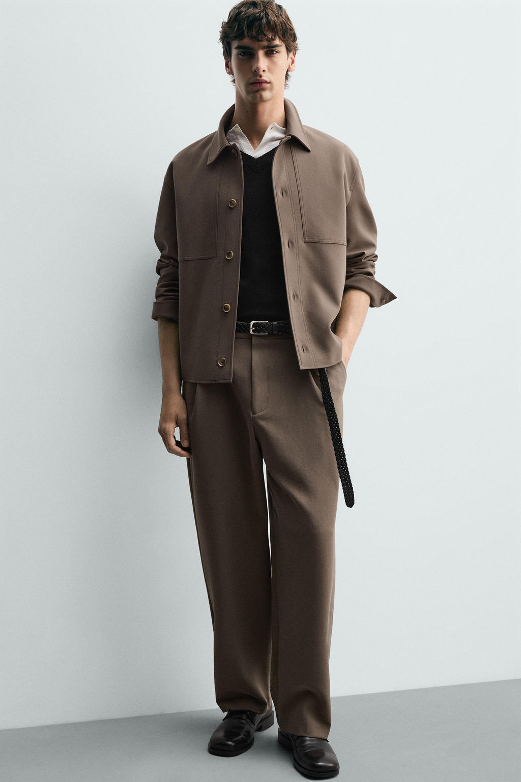 PANTAL?N RELAXED FIT PLIEGUES / Marr?n / Topo - Zara фото 5