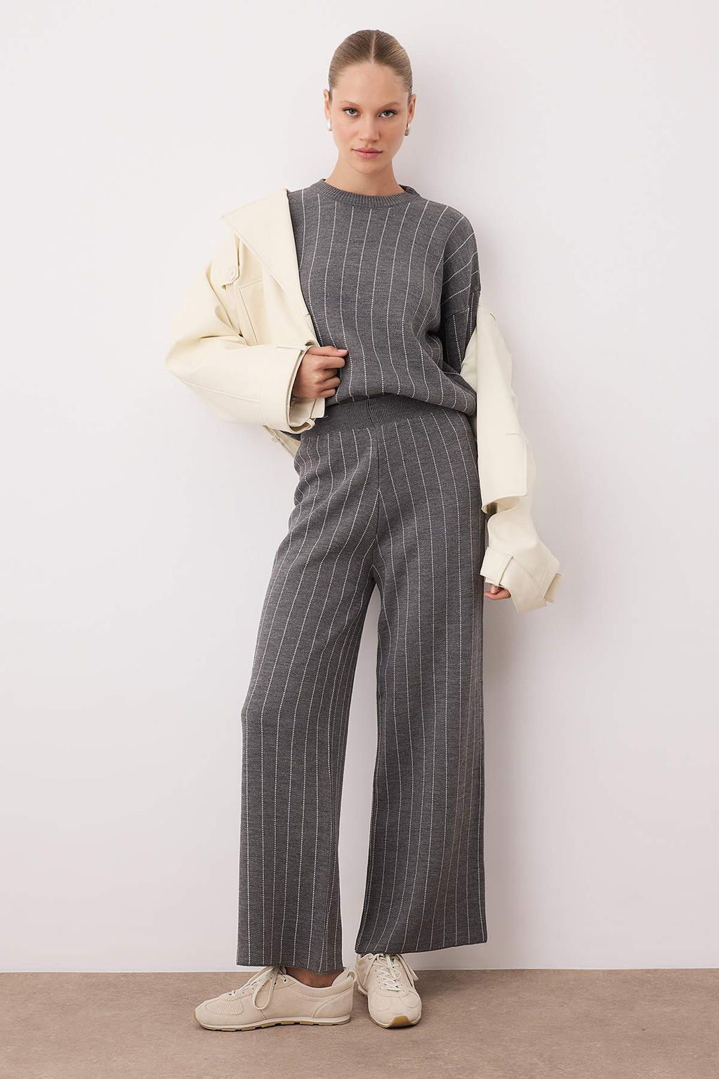 Siyah Cizgili Smart Kazak-Pantolon Triko Alt - Ust Tak?m TWOAW26AU00018 - Trendyolmilla фото 5