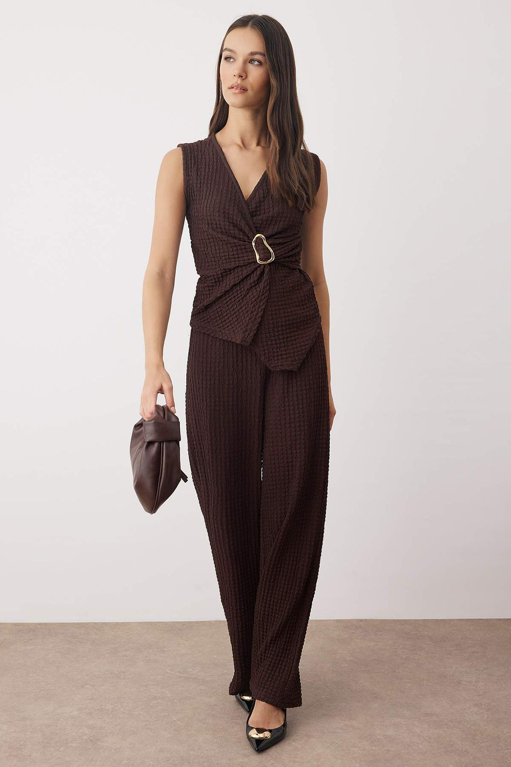 Kahverengi Kruvaze Akseusar Detayl? Dokulu Esnek Orme Alt - Ust Tak?m TWOSS25AU00137 - Trendyolmilla фото 2