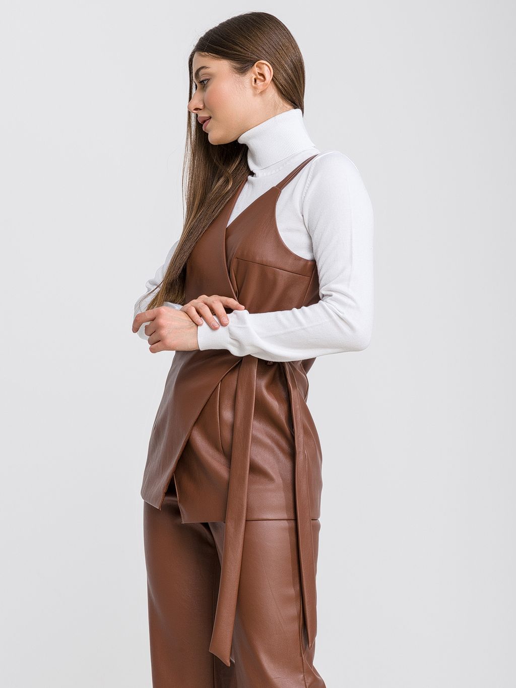 жилет из экокожи 036-0474 - Трика фото 4