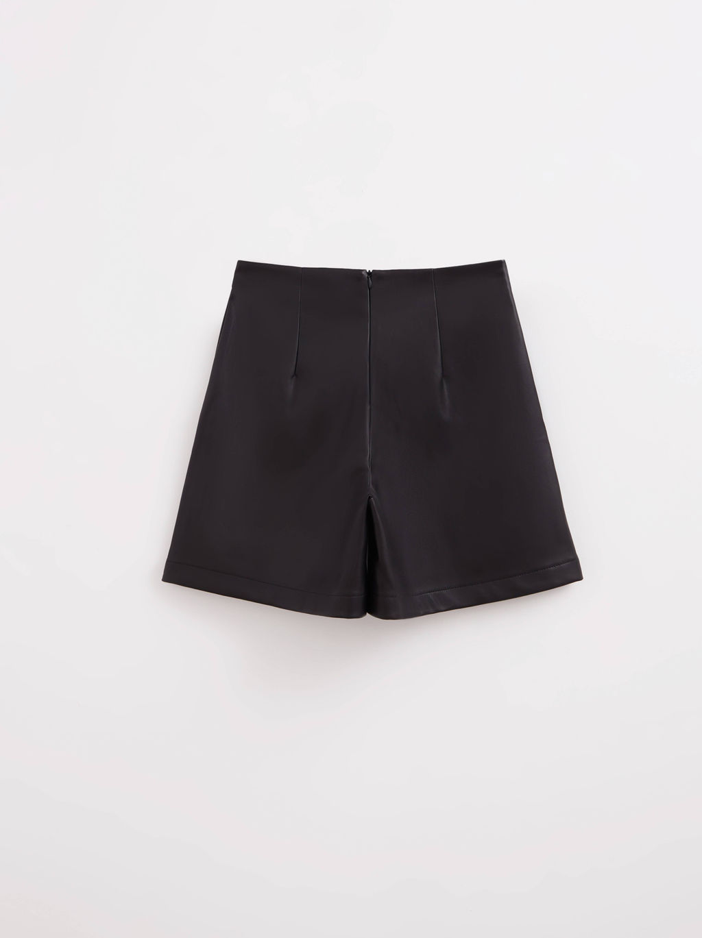 CONTE LS 2417 Шорты женские black