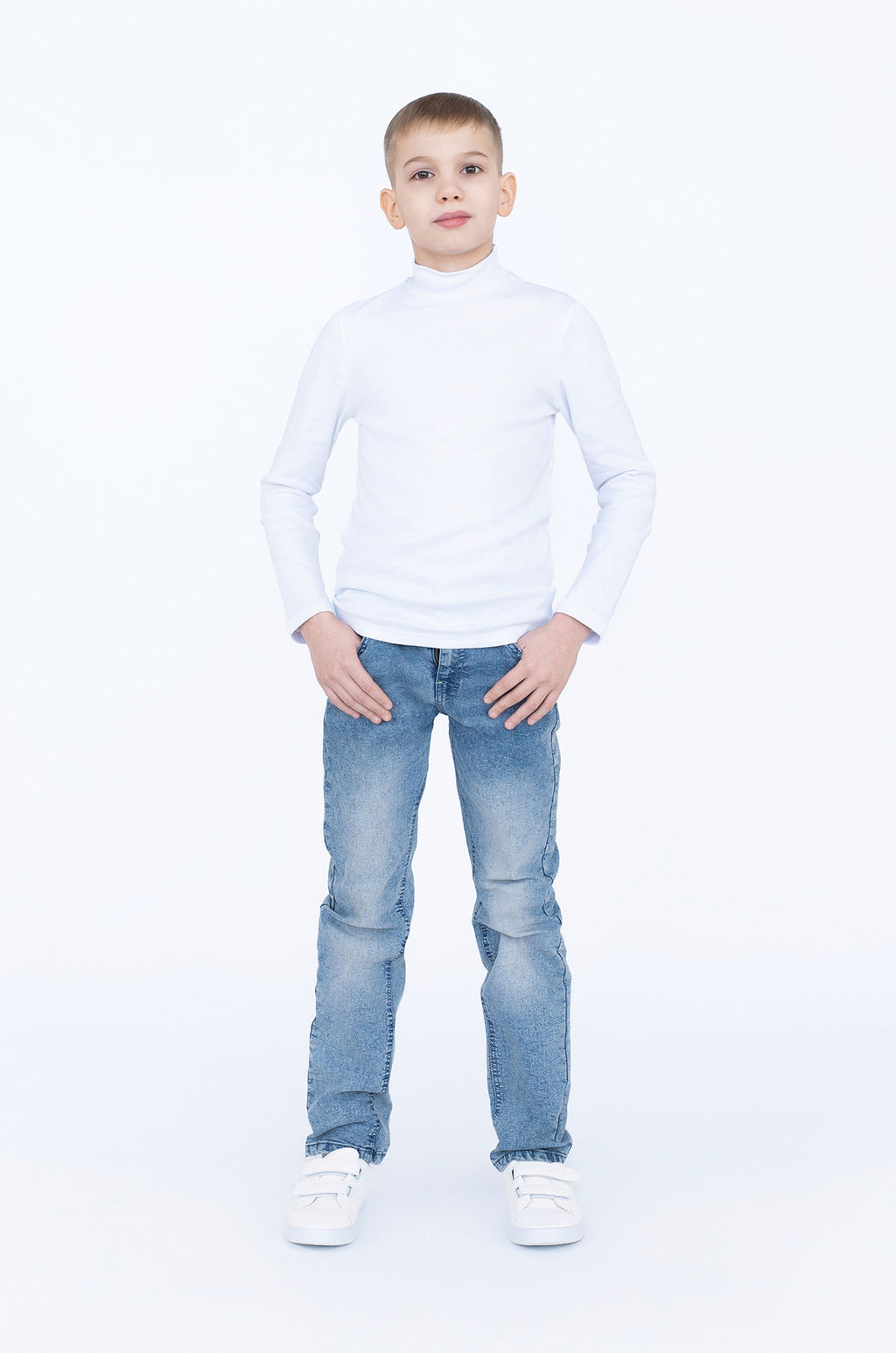 Джемперводолазка белая