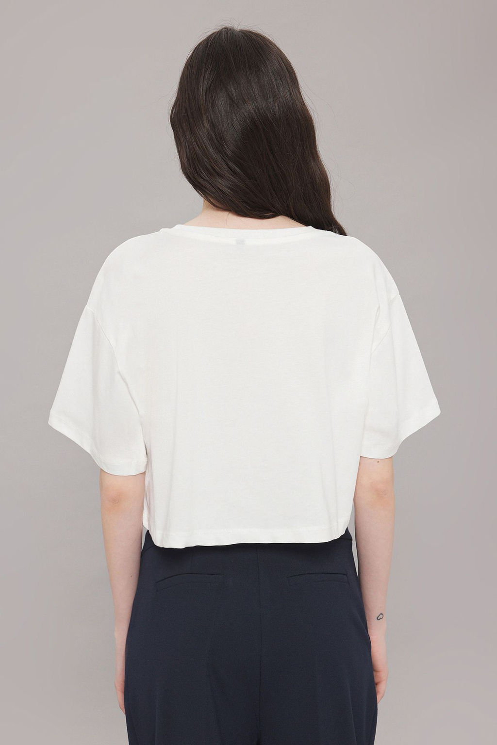 TRENDYOLMILLA Lacivert %100 Pamuk Relaxed/Rahat Kal?p Crop Bask?l? Orme T-Shirt TWOSS25TS00080  фото 12