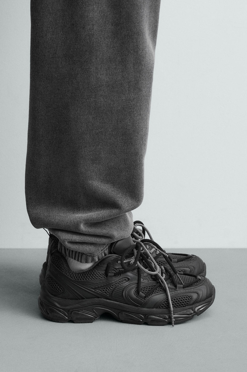 ZAPATILLA SUELA VOLUMEN / Negro - Zara фото 6