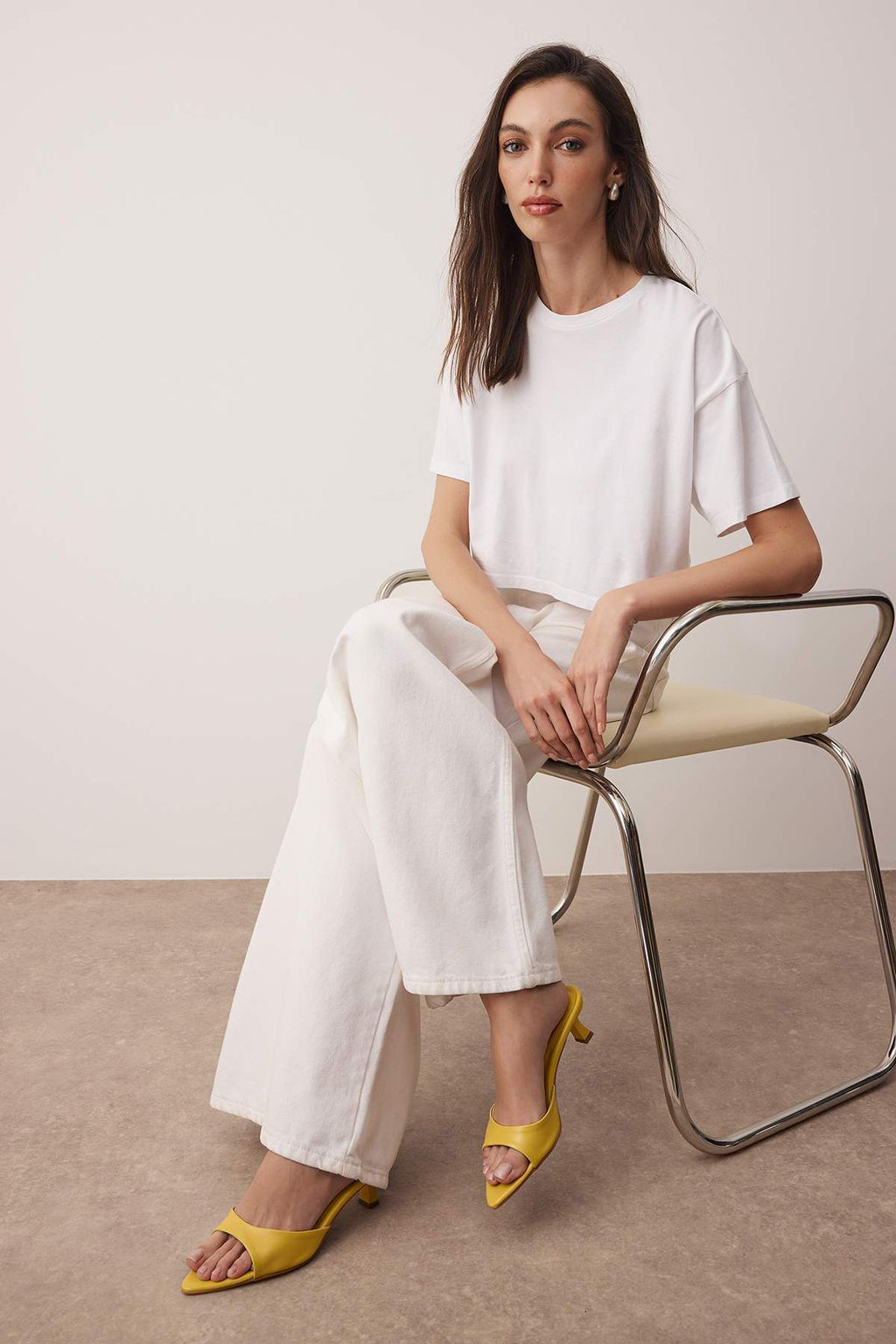 Sar? Sivri Burun Kitten Topuklu Kad?n Topuklu Terlik TAKSS25TO00111 - Trendyolmilla фото 2