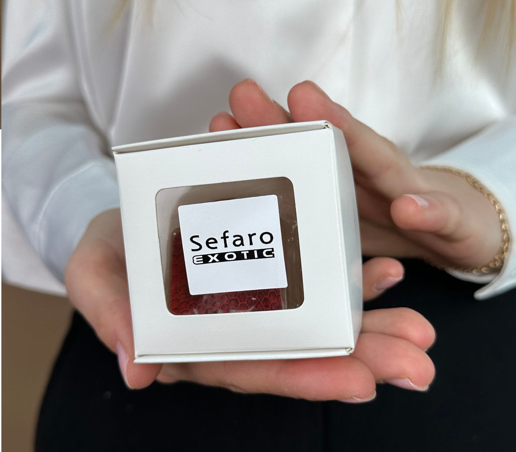 Брелок Sefaro из кожи питона бежевый  фото 2