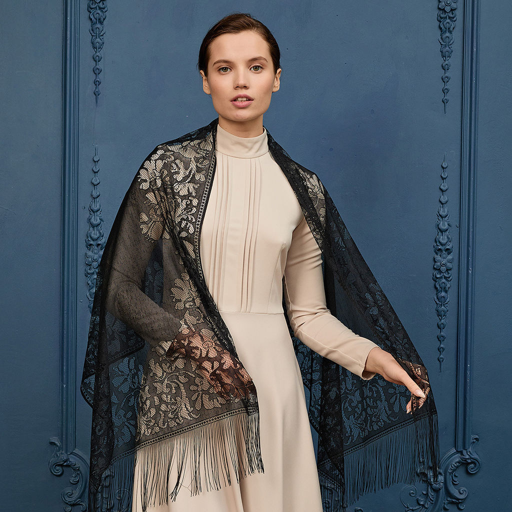 Палантин 170 х 60 см Цветы и растения, цвет черный - Мастерская ПОКРОВ фото 3