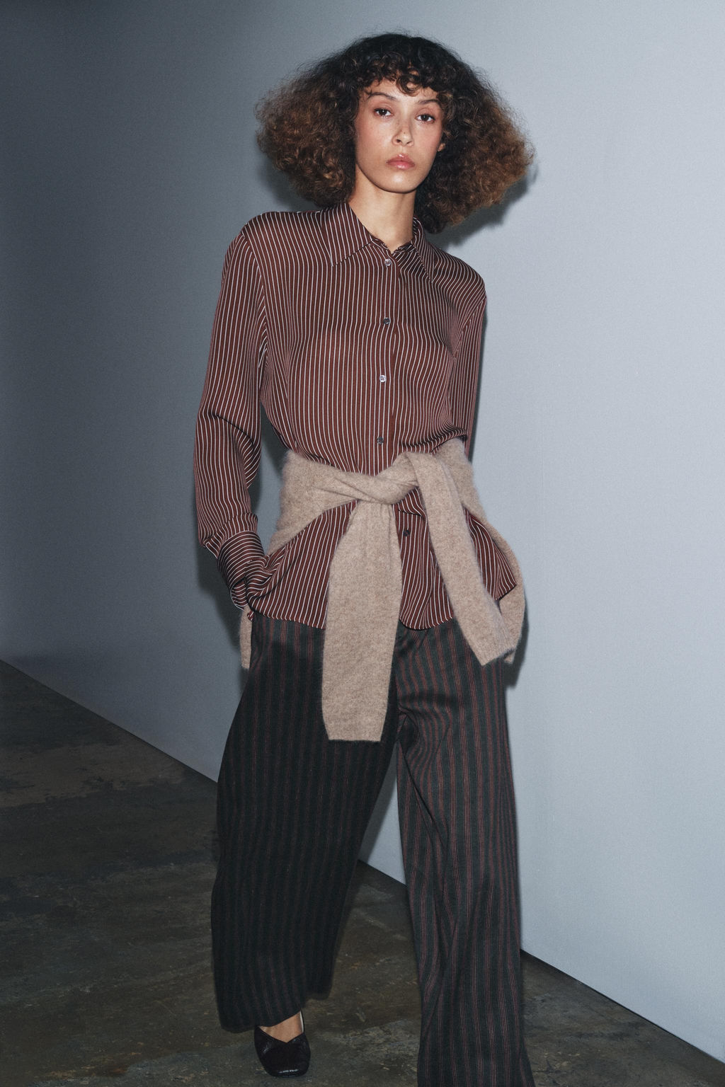 ZW COLLECTION LIMITED EDITION STRIPED SILK SHIRT - Zara фото 4