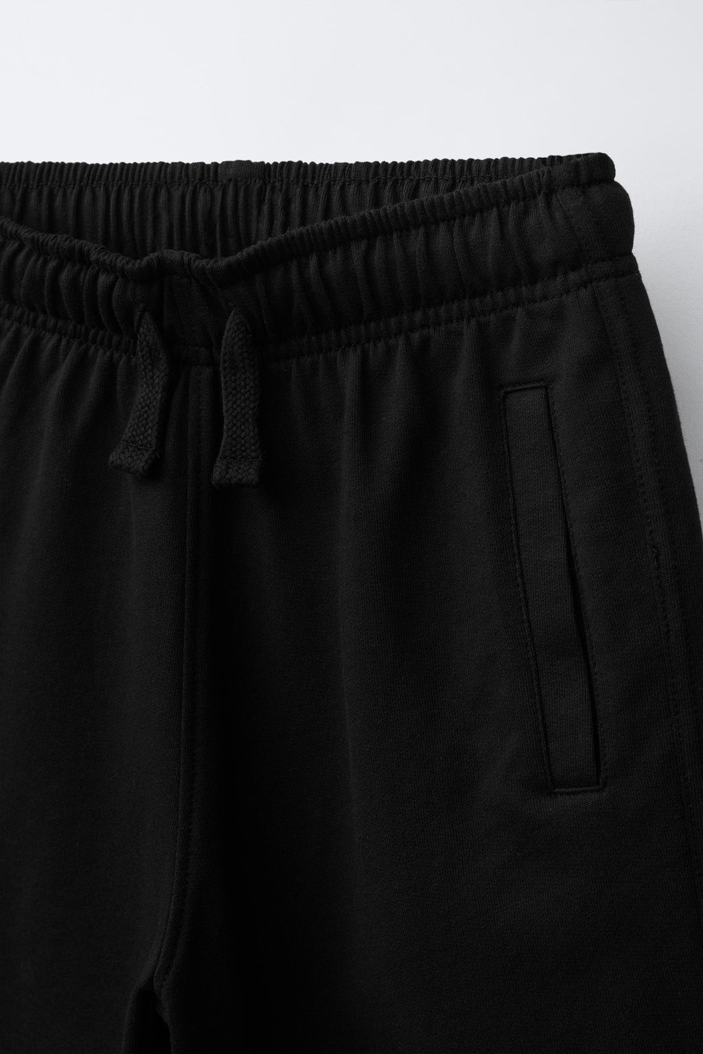 CONJUNTO CAMISETA Y BERMUDA / Negro - Zara фото 8