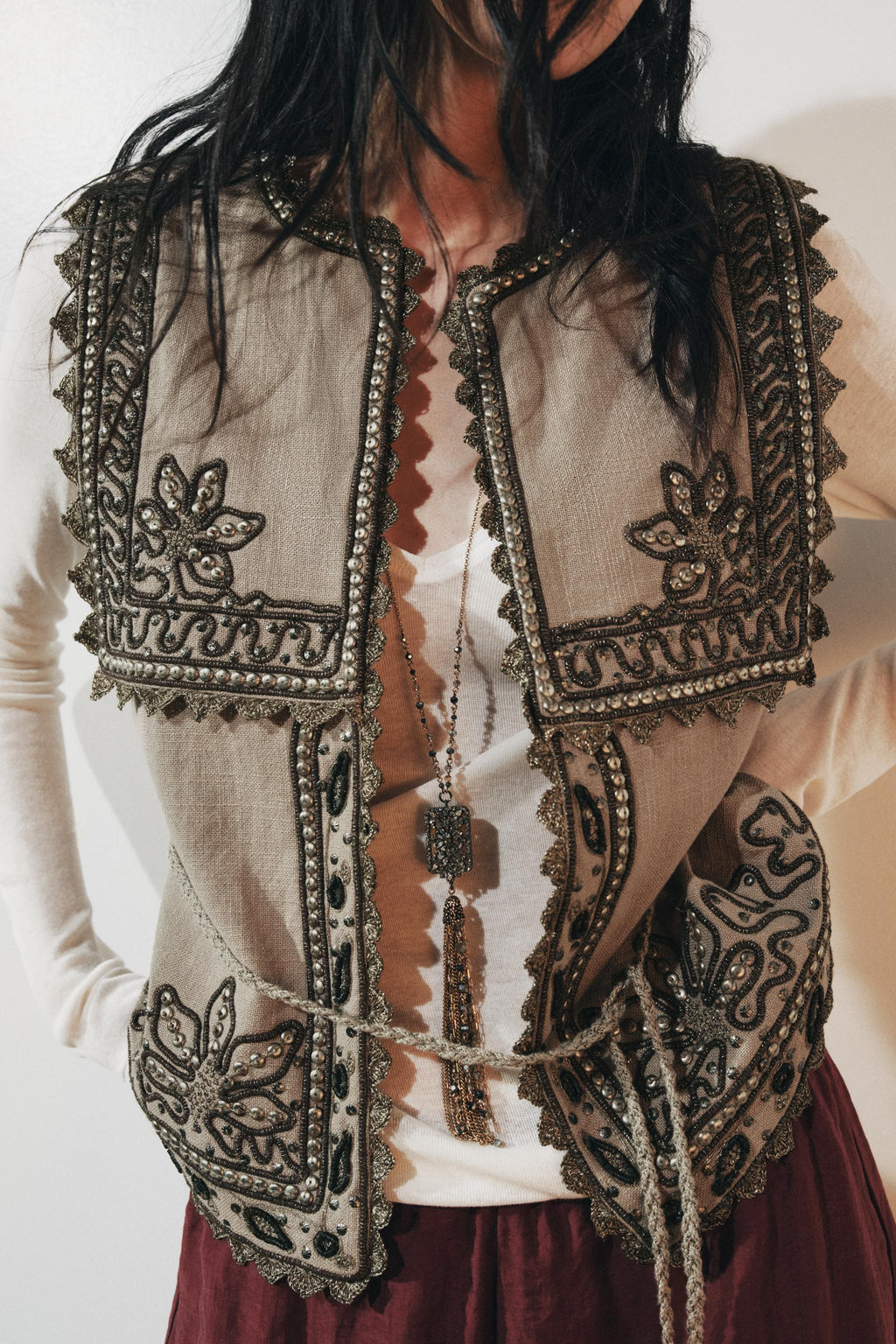 ZW COLLECTION EMBROIDERED WAISTCOAT WITH BELT - Zara фото 2