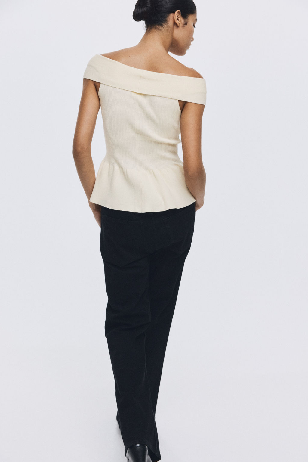 Top off-the-shoulder con lazo decorativo - H&m фото 5