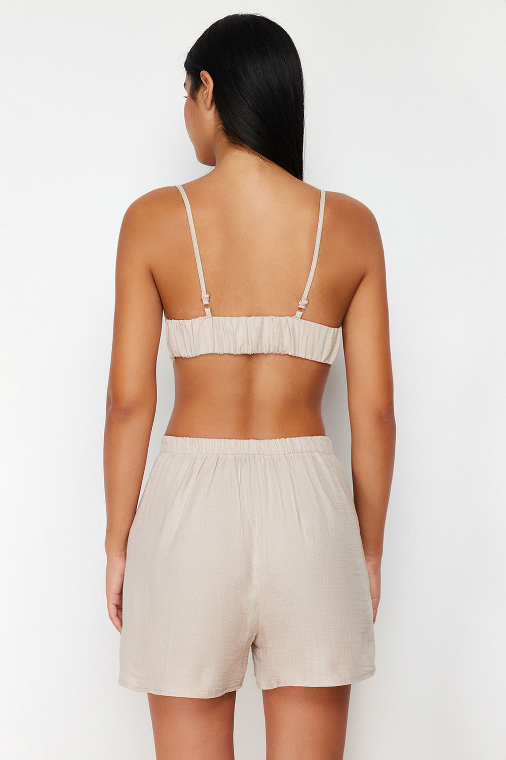 Trendyolmilla Premium Bej %100 Pamuklu Puskul Detayl? Ip Ask?l? Muslin Sortlu Dokuma Pijama Tak?m? THMSS24PT00076  фото 7