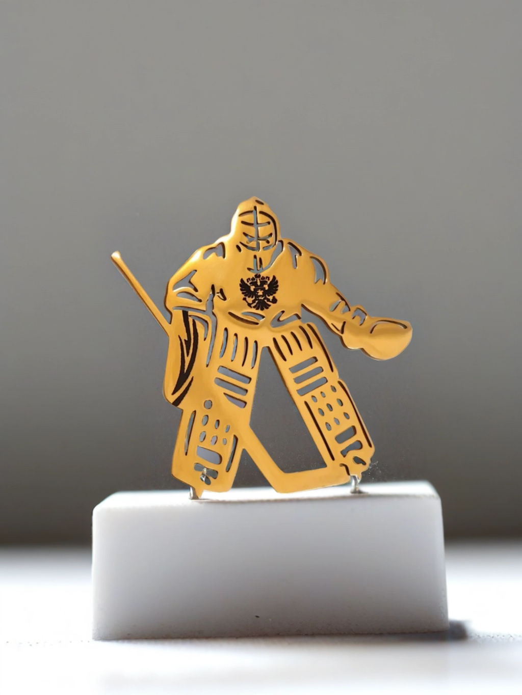 Брошь Вратарь