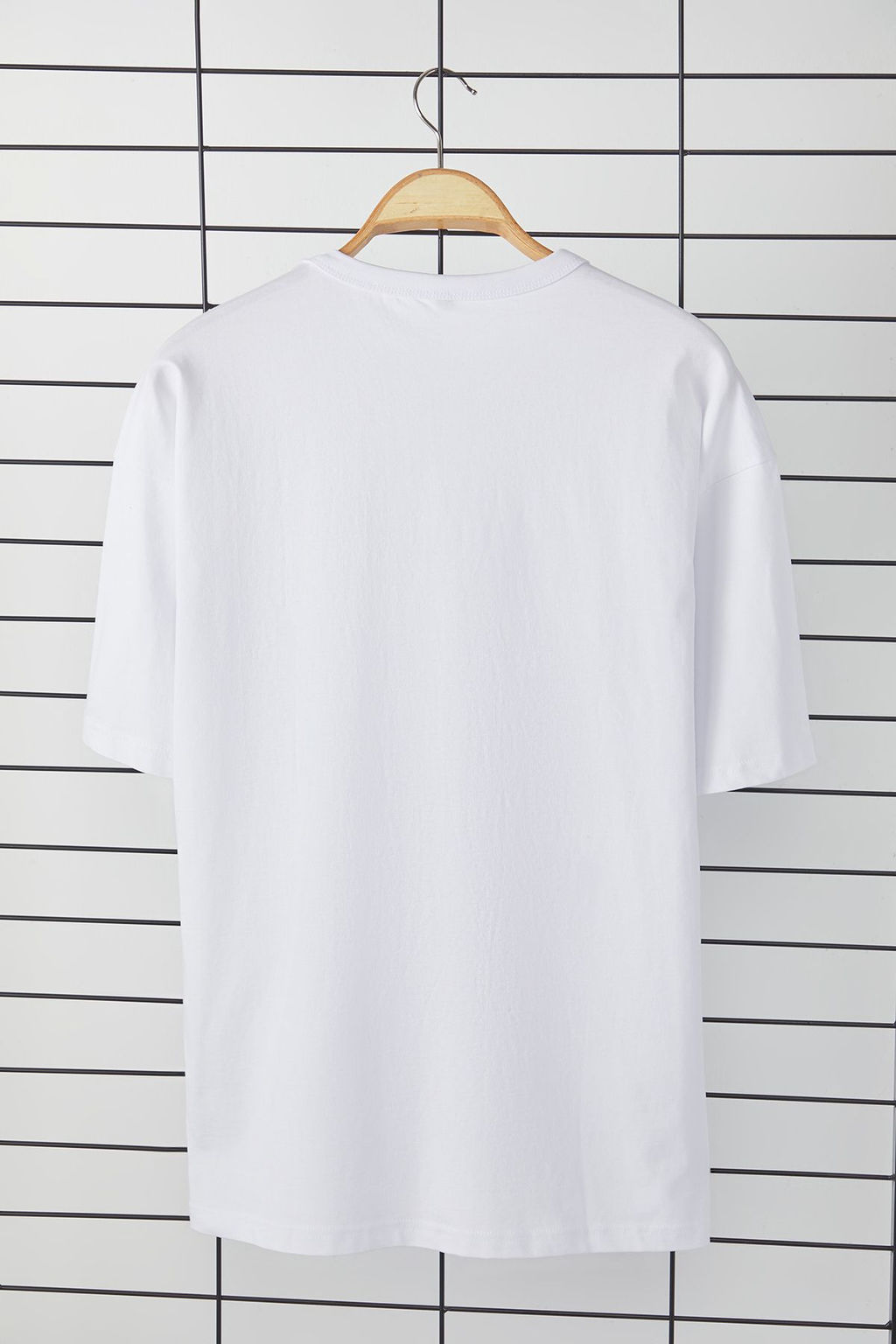 TRENDYOL MAN Beyaz Oversize/Genis Kesim Yaka Detayl? Etiketli %100 Pamuklu T-Shirt TMNSS25TS00057 - Trendyolmilla фото 7