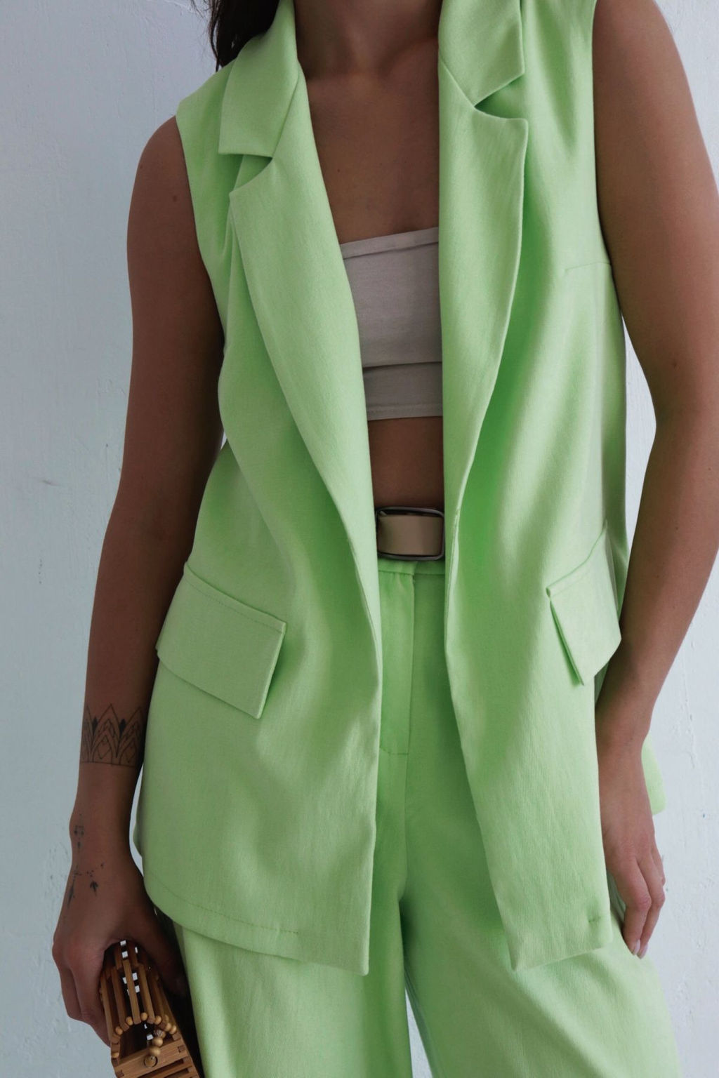 Брючный костюм с жилетом светло-фисташковый - Martichelli фото 2