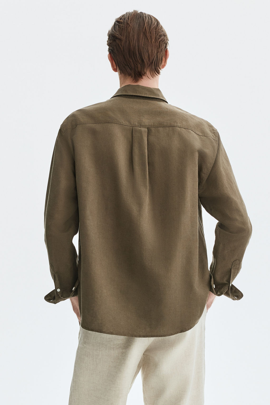 Camisa en mezcla de lino Relaxed Fit - H&m фото 11