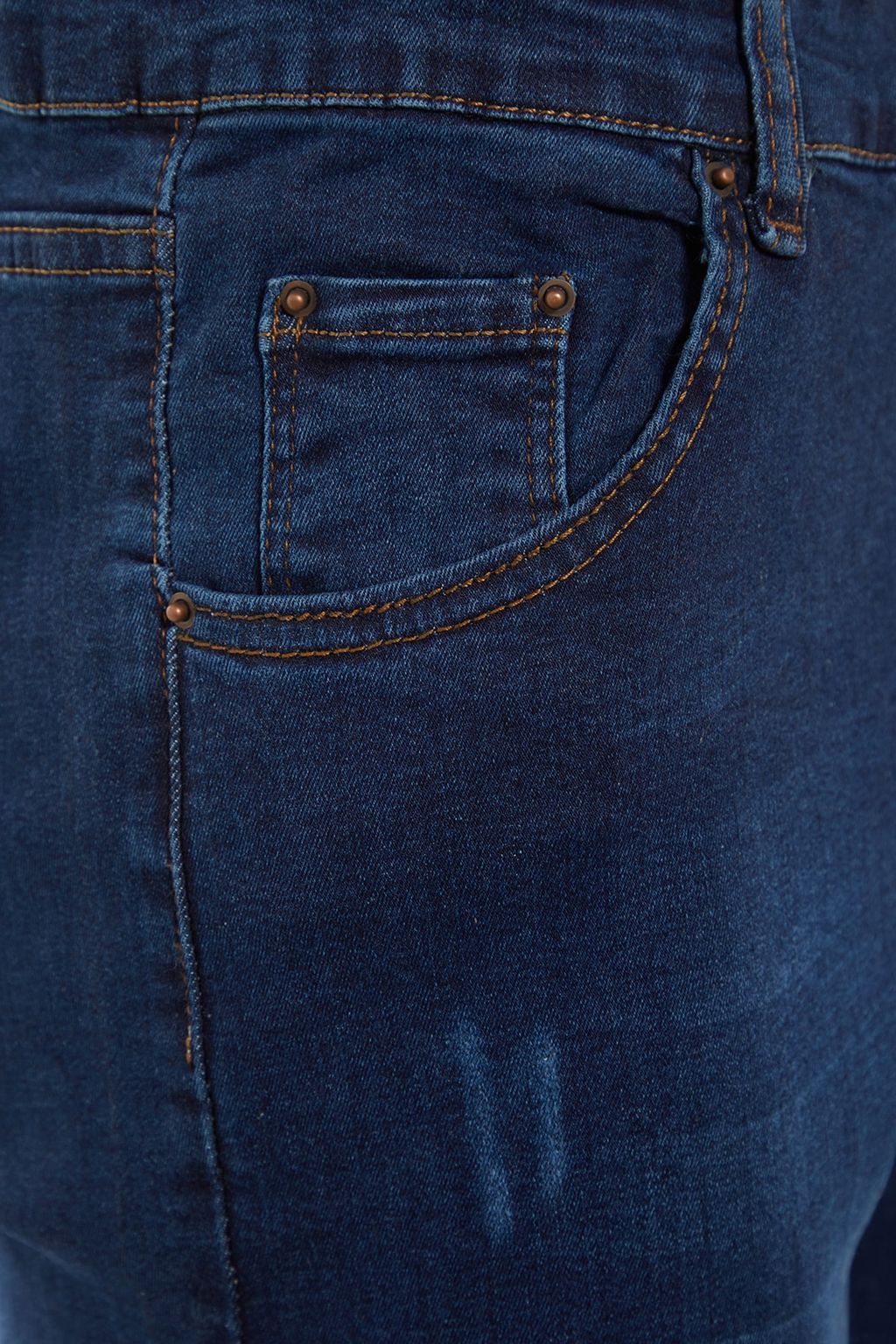TRENDYOL MAN Indigo Skinny Esnek Kumas Dar Kesim T?rnakl? Kot Pantolon Jeans TMNSS20JE0331