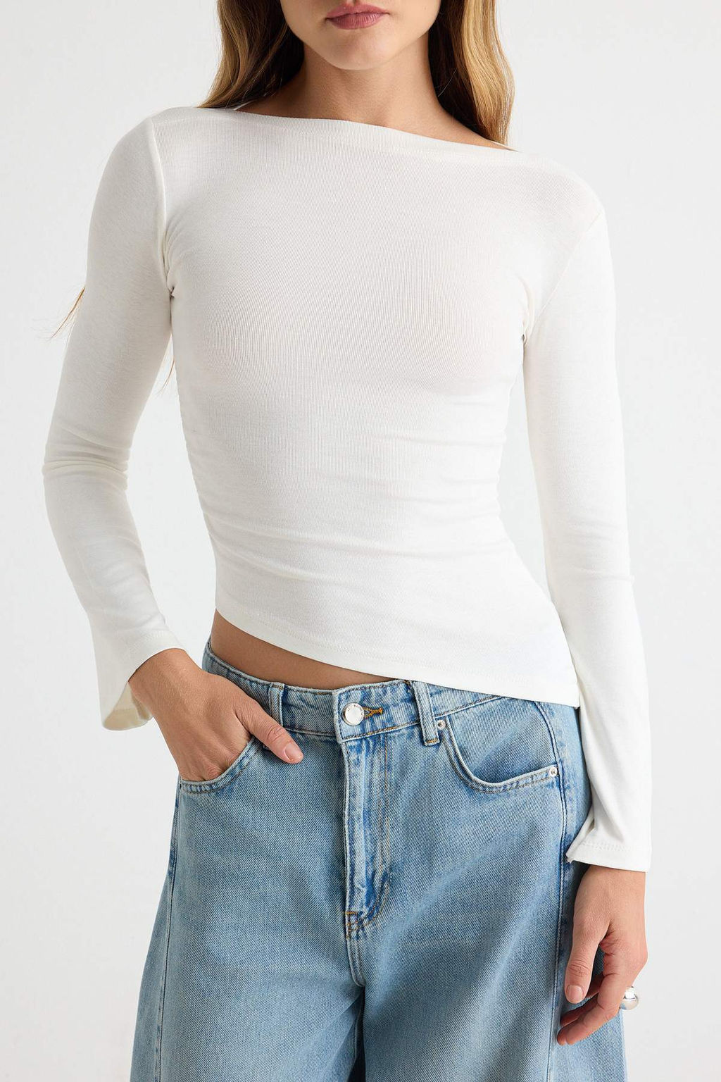 Siyah-Ekru 2li D_z Fitted/V_cuda Oturan Kay_k Yaka Uzun Asimetrik Yumu_ak _rme Bluz TWOAW27BZ00062