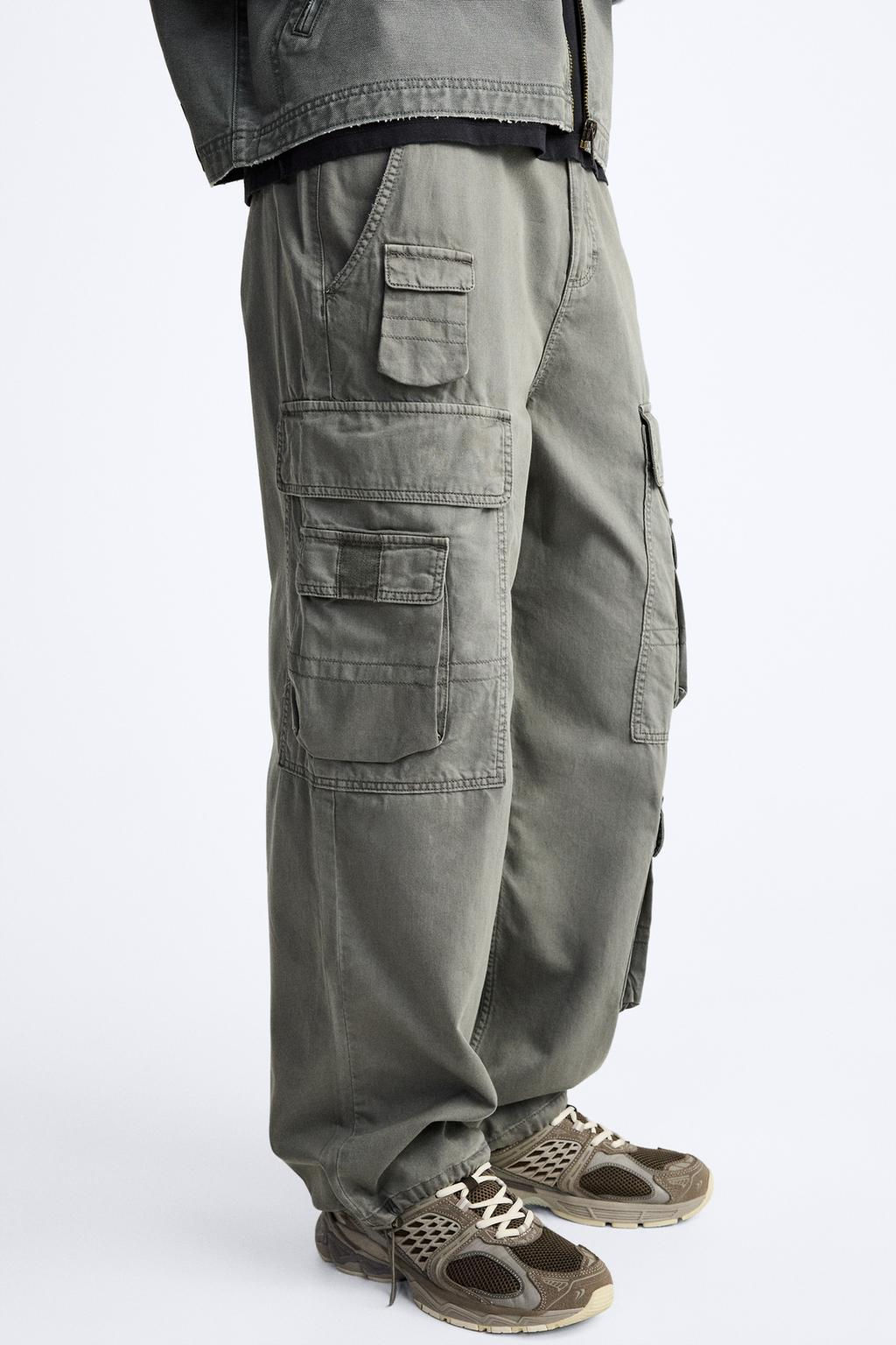 CARGO TROUSERS WITH POCKETS