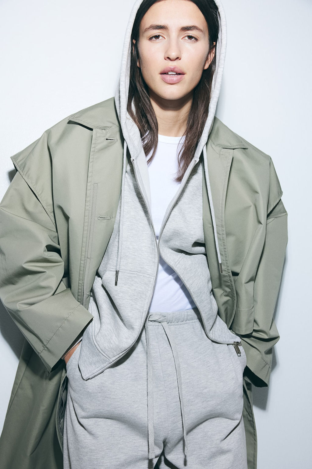 Chaqueta sudadera con capucha y cremallera
