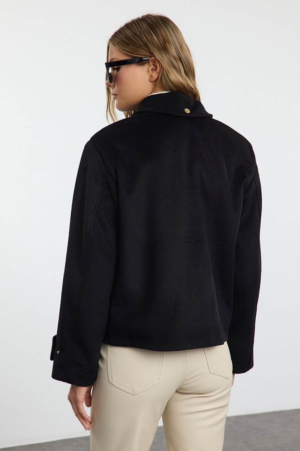 Siyah Oversize Kal?p Kase Ince Ceket Mont TWOAW25MO00084