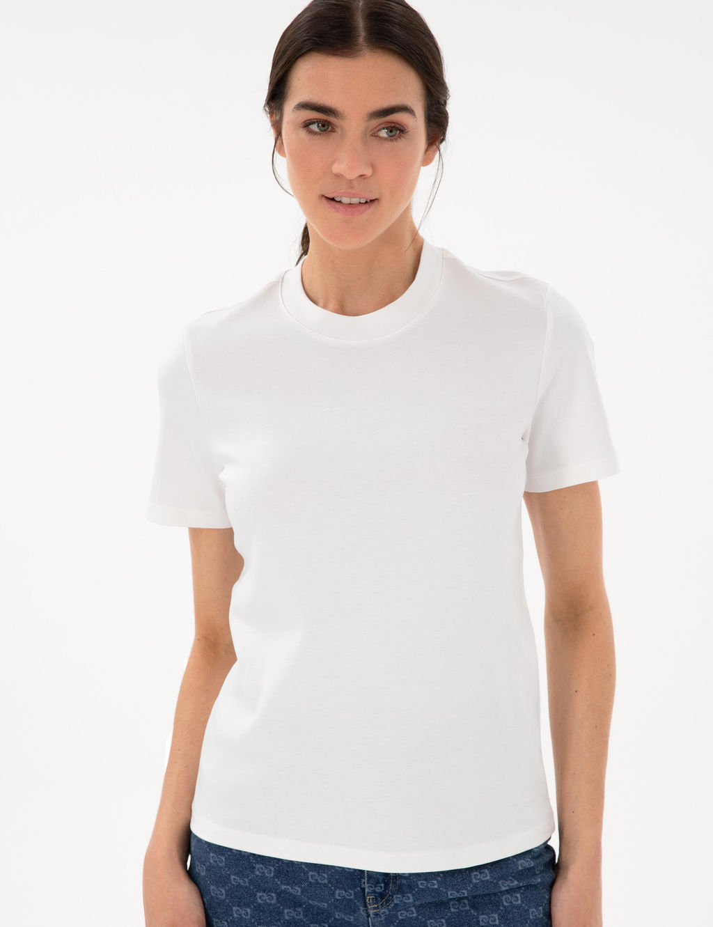 Beyaz Bisiklet Yaka Basic Ti__rt