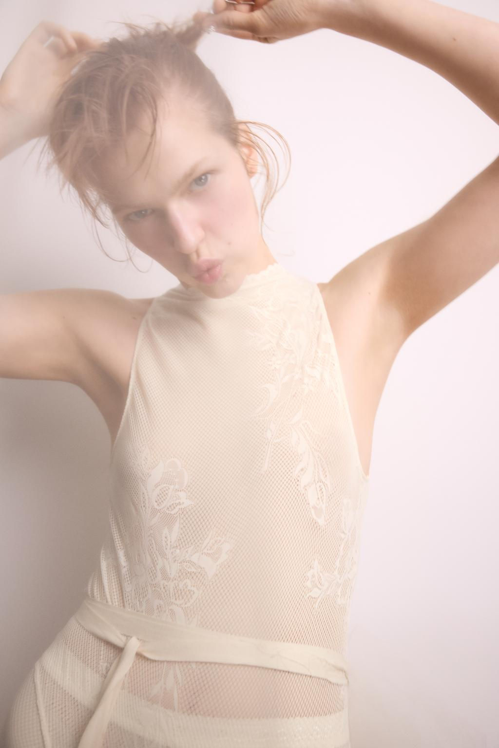 EMBROIDERED MESH BODYSUIT - Zara фото 4