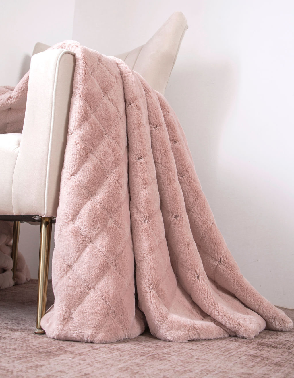 Покрывало декоративное Shinshilla point (пудра платина) - Kazanov.a. фото 6