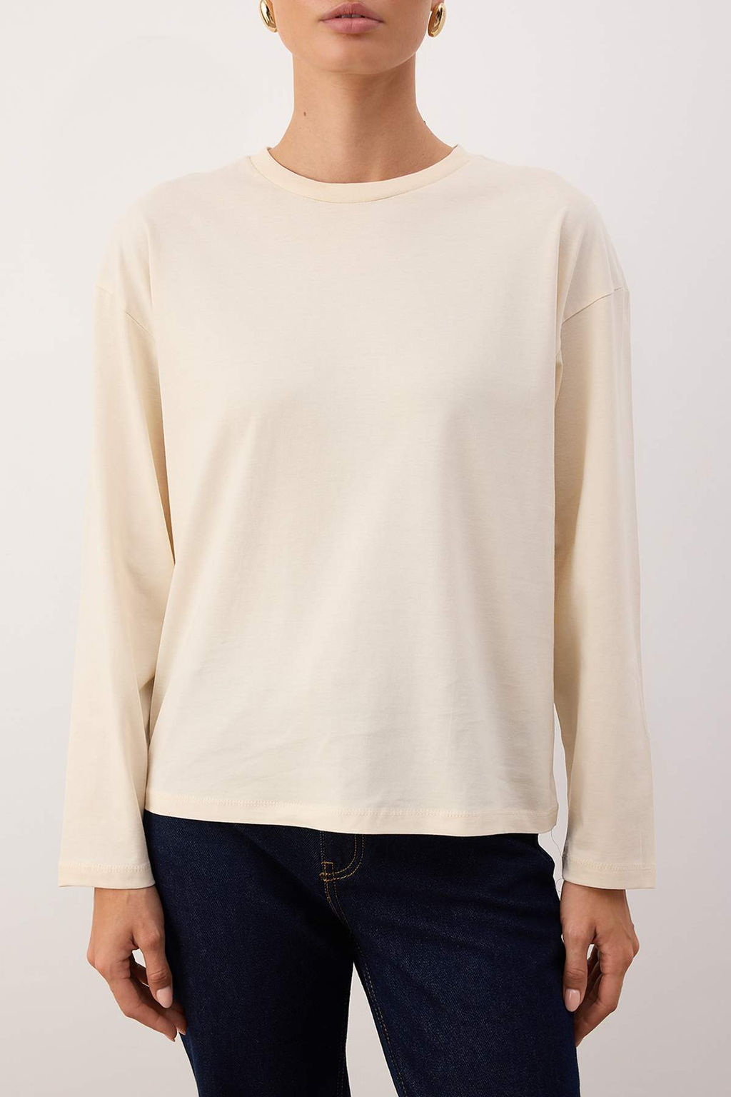 TRENDYOLMILLA Siyah-Beyaz 2li Paket %100 Suprem Oversize/Genis Kesim Orme T-Shirt TWOAW25TS00004  фото 27