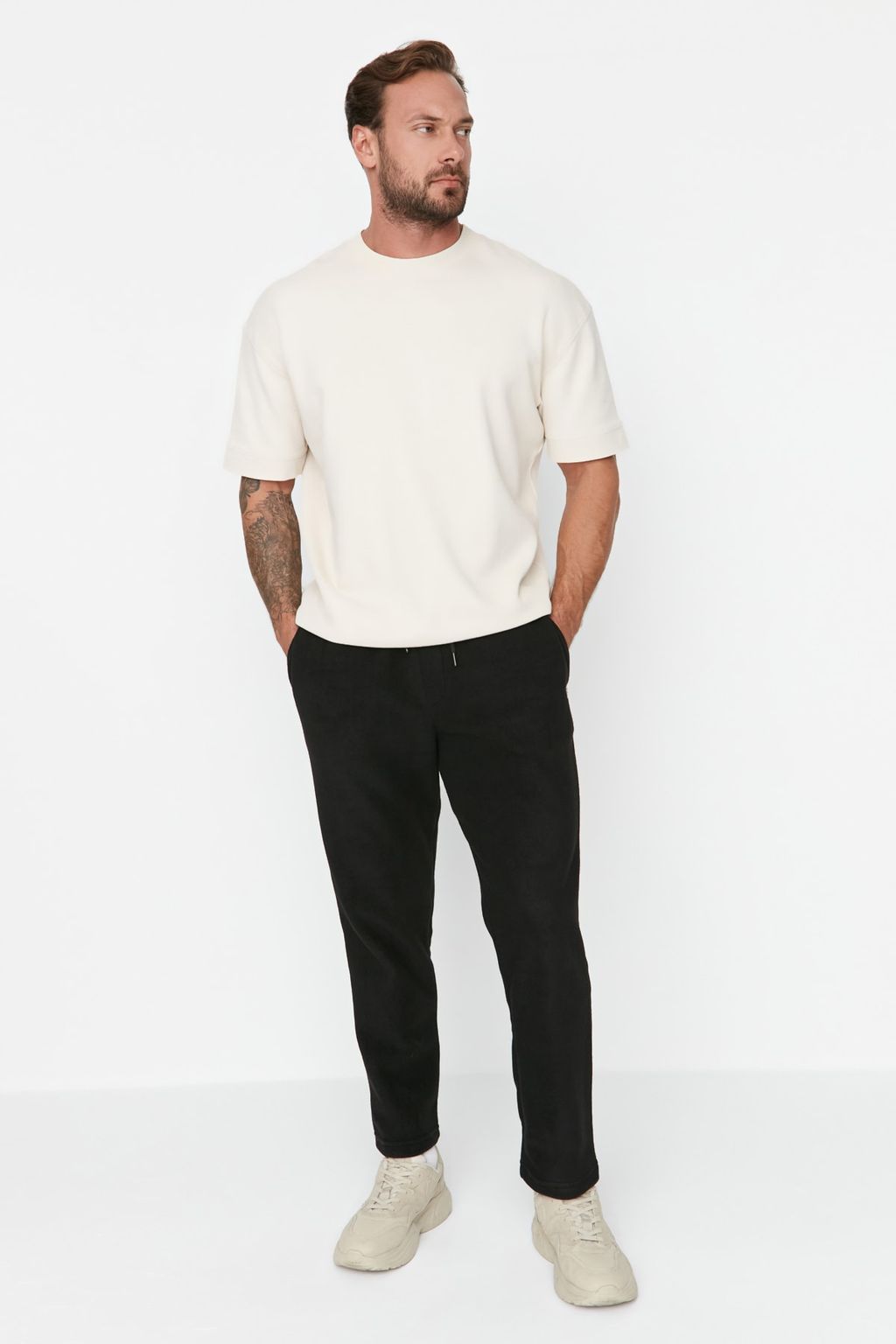 TRENDYOL MAN Siyah Regular/Normal Kesim Etiket Aplike Lastik Paca Anti-pilling Polar Esofman Alt? TMNAW23EA00061 - Trendyolmilla фото 9