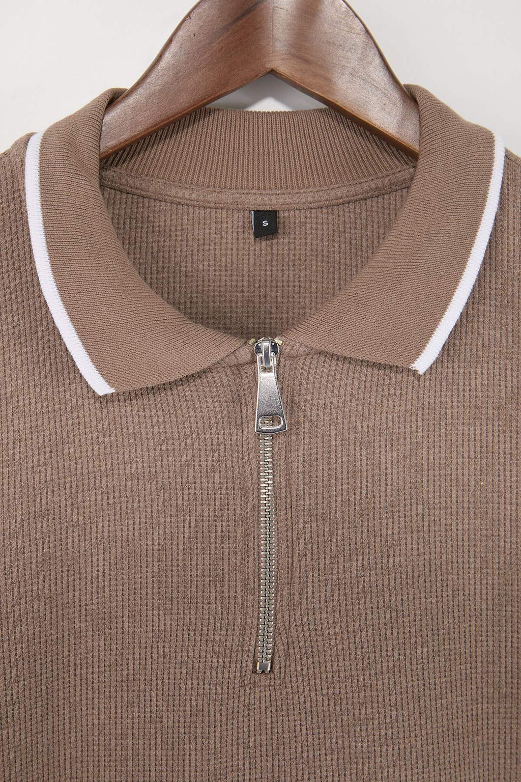 Siyah Loose Fit Dokulu Yaka Cizgi Detayl? Fermuarl? Polo Yaka T-shirt TMNSS26PO00003 - Trendyolmilla фото 10