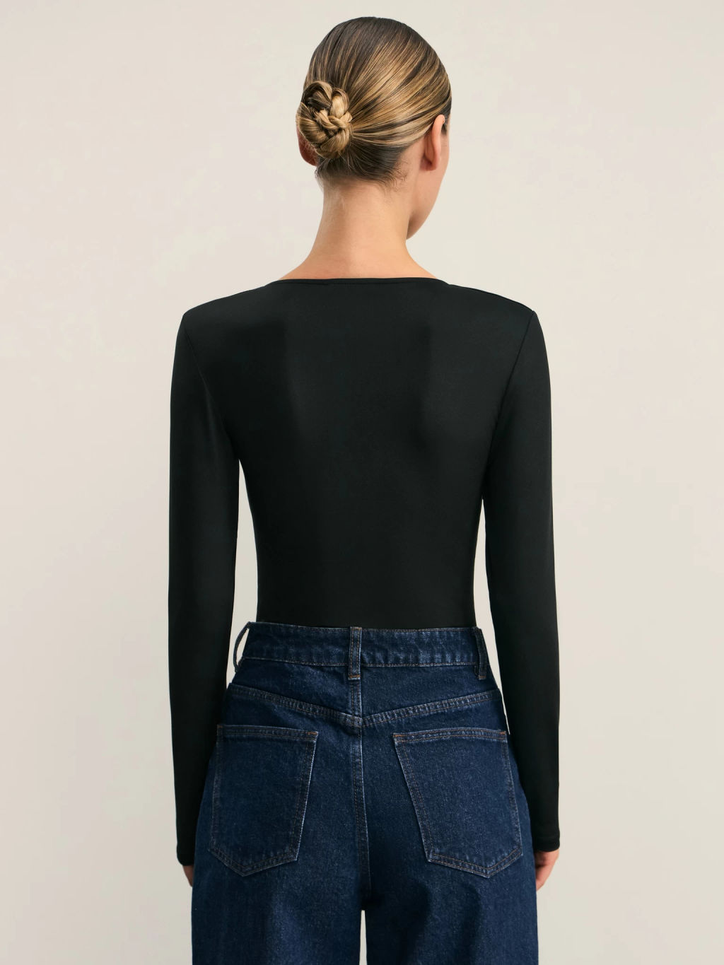 Базовое боди с треугольным вырезом ZR2501013 / Zarina  фото 9