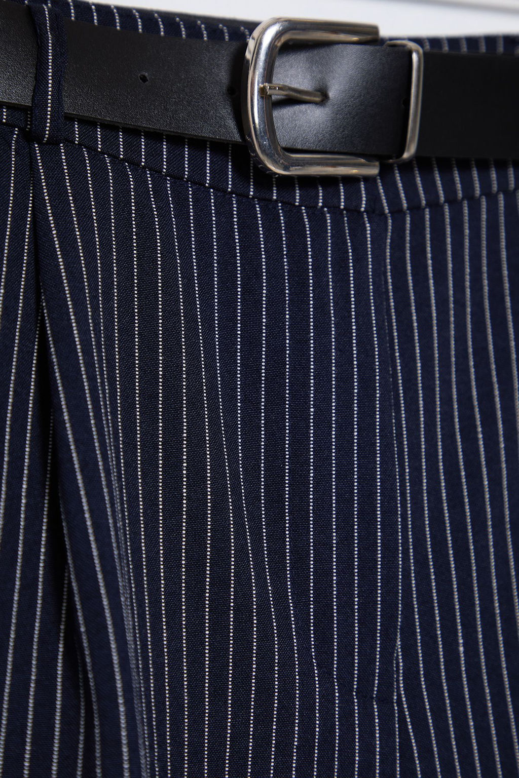 Lacivert Kemerli Cizgili Diz Boy City Dokuma Sort & Bermuda TWOSS25SR00024 - Trendyolmilla фото 9